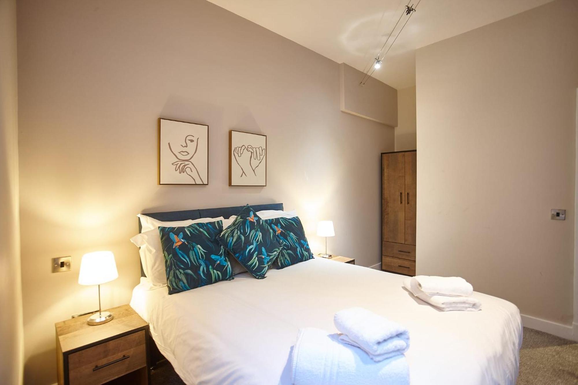 The Jade Suite Manchester Exteriör bild